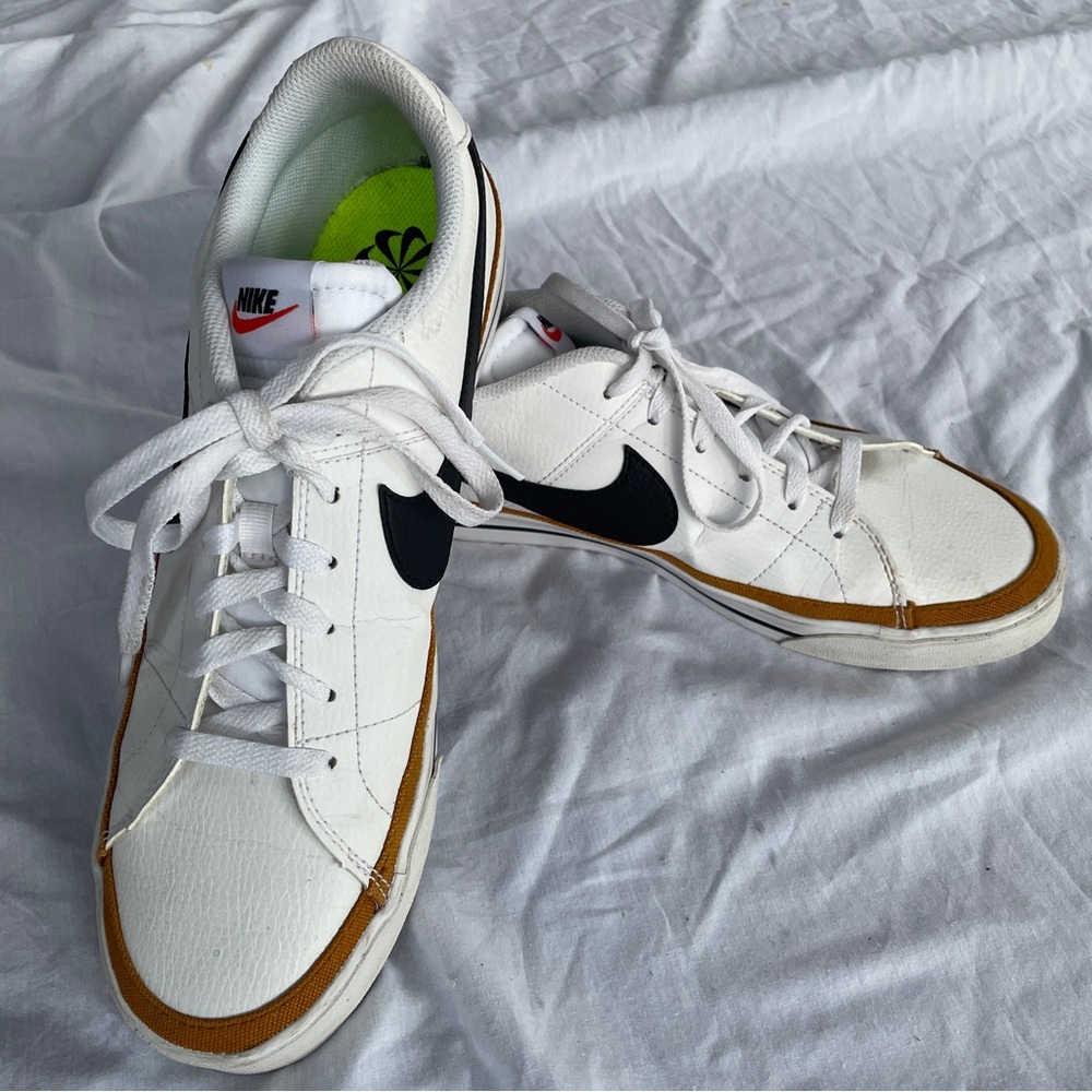 Nike White and Brown Women's Sneakers